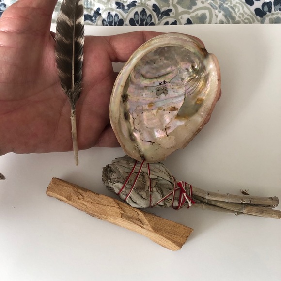Beginners Smudge Kit✨ - Picture 4 of 5